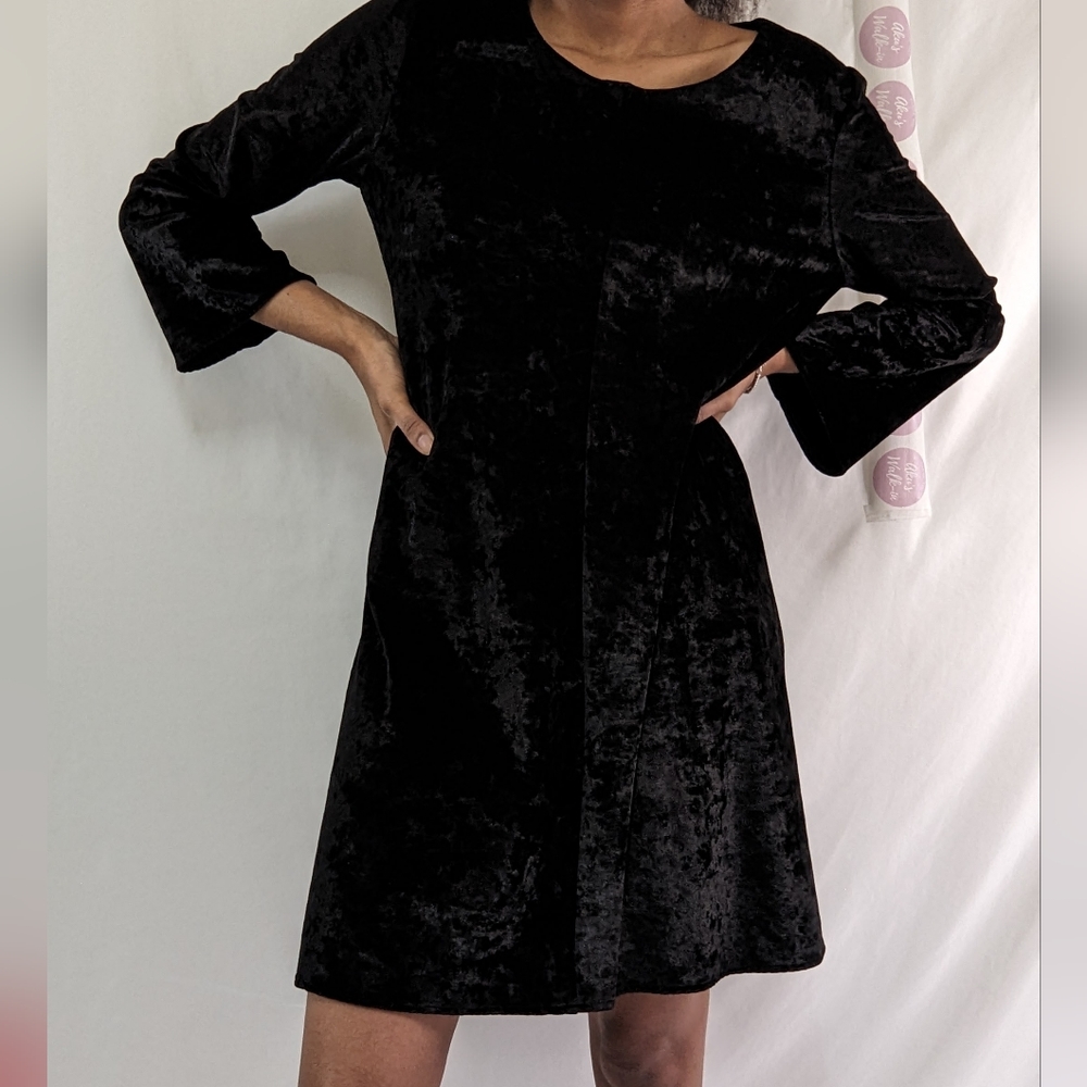 Lord & Taylor Context Black Velvet Shift Dress Large - Picture 3 of 9